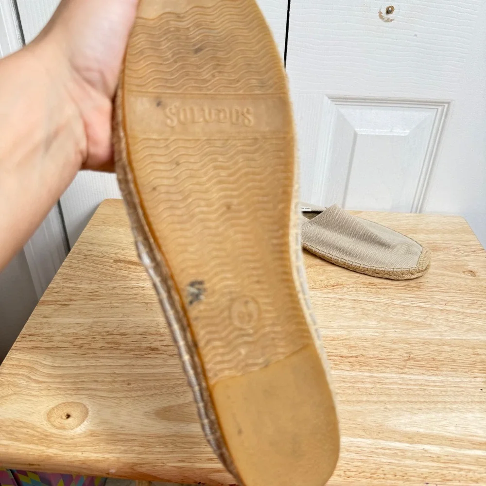 Soludos embrace effortless